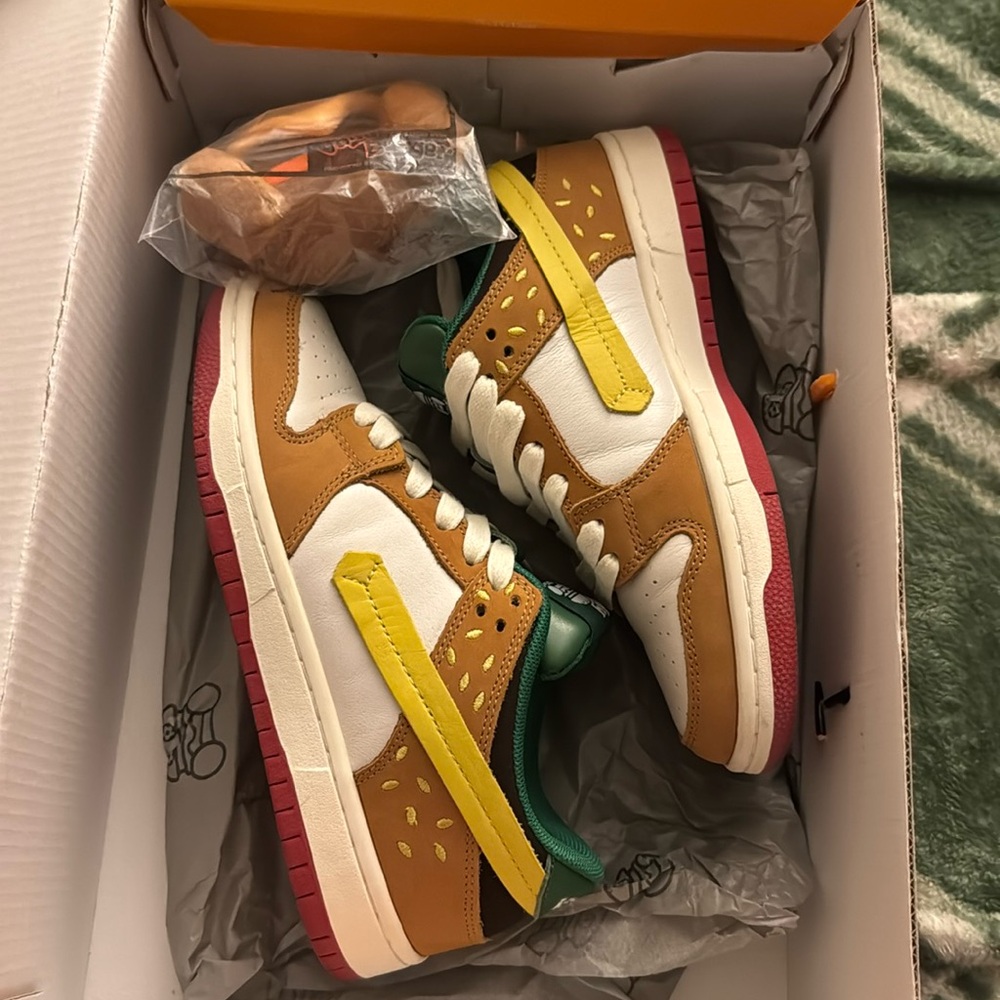 Vandy dunks size 4